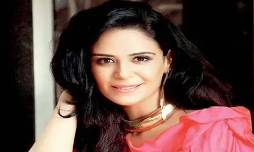 Jhalak-Dikhhla-Jaa-Season-1-Winner-Mona-Singh