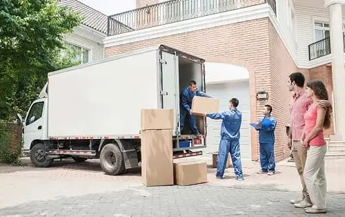 Reasons You Should Consider Movers for Your Relocation